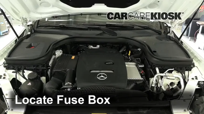 2018 Mercedes-Benz GLC300 4Matic 2.0L 4 Cyl. Turbo Fusible (motor) Control